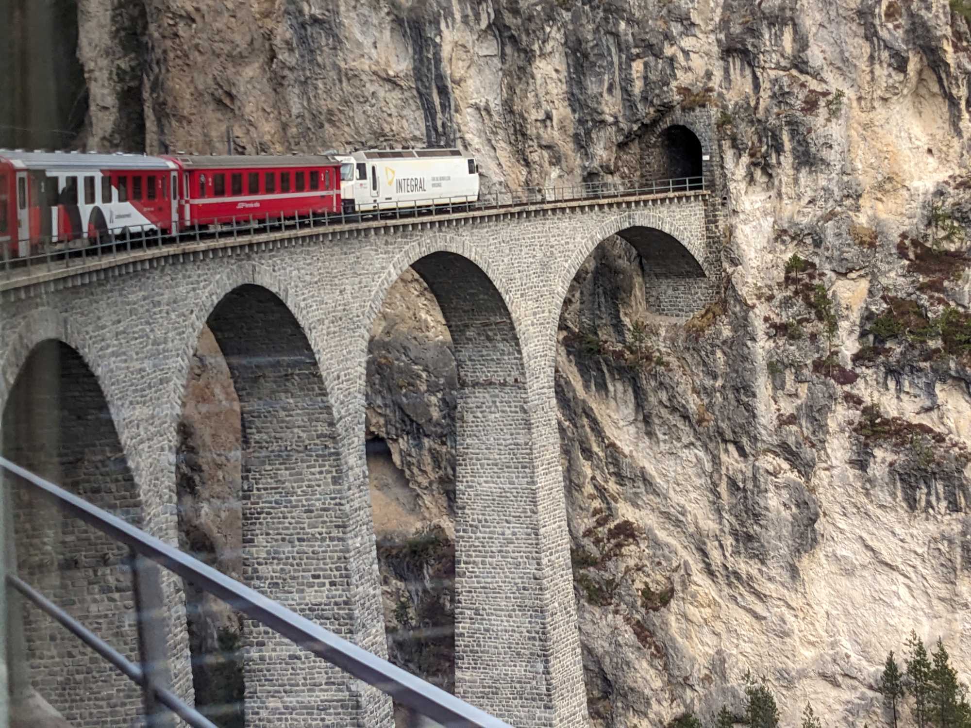 Mit Interrail in die Welt der Schweizer Bergbahnen